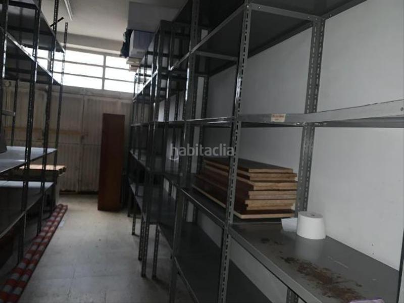 Foto bf9cc9d1-c9e9-4e6d-99c3-e8a2c5d5b431. Alquiler local comercial  en venta o alquiler avda. del vena en Burgos