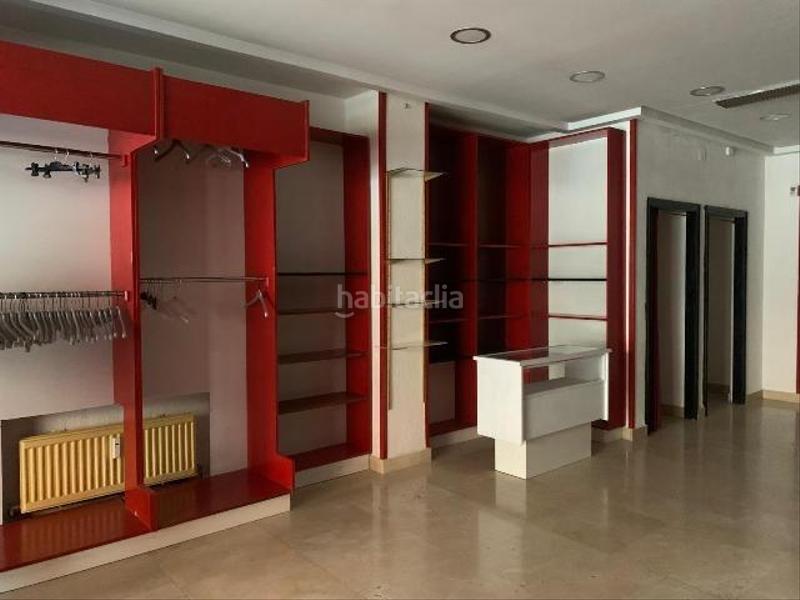 Foto efa9f516-c5b6-4232-8f32-30fffcb141a2. Alquiler local comercial  en venta o alquiler avda. del vena en Burgos