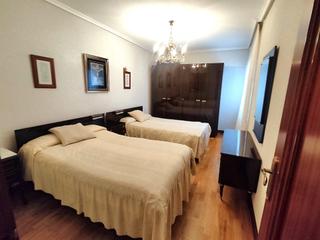 Piso en Los Vadillos - R. Sanitaria - Pozanos. Estupendo piso de 3 dormitorios  en el centro