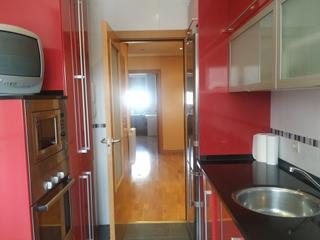 Lloguer Pis a Universidad - Las Huelgas. Piso en alquiler de 3 habitaciones  para estudiantes en la zona