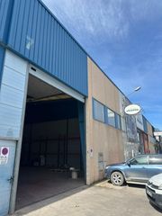 Affitto Capannone industriale in Villa Pilar. Nave en alquiler en el poligono industrial de gamonal
