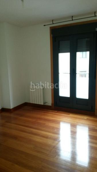 Foto af62be69-66bb-4377-b01e-cb54412256a2. Flat with heating parking in Poio