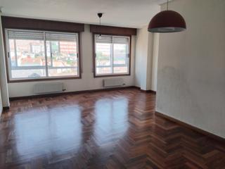 Location Appartement à Rúa de sanjurjo badía 206. Amplio piso en teis
