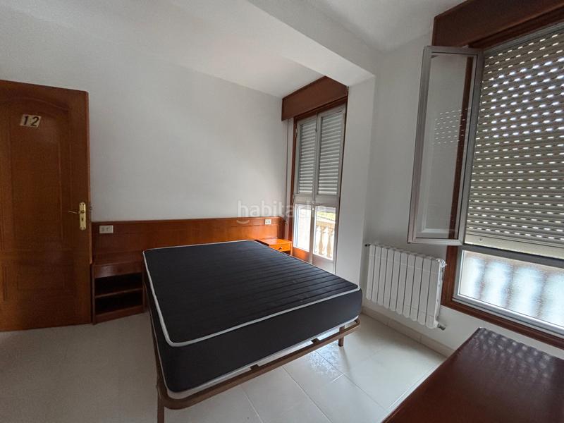 Foto 5889bc3d-38dc-4977-88f2-811452ea2c4f. Rent apartment with heating parking in Vilaboa