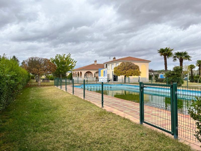 Foto 702a6fde-89e4-41c4-b98a-5aba7caa3db2. Chalet avec chauffage parking piscine dans Área Rural Zamora