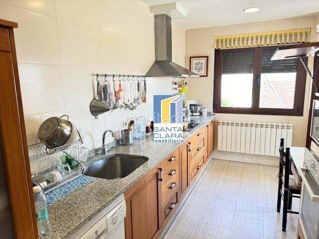 Foto 49f87d02-8579-44c2-9f94-e5ddc60db43b. Casa amb calefacció aparcament a Moraleja del Vino