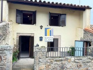 Casa a Fariza. Casa en venta de 4 dormitorios, jardín y amplio garaje en fariza