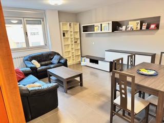 Piso en Ciudad Jardn - Vista Alegre. Piso vpo en venta de 2 dormitorios, plaza de garaje y trastero e