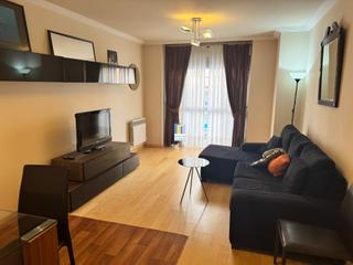 Pis a San Lázaro. Piso en venta con 2 dormitorios, amplia terraza, garaje y traste