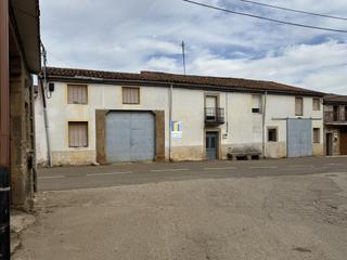 Casa en Samir de los Caños. Casa en venta con amplio patio en pleno centro de samir de los c