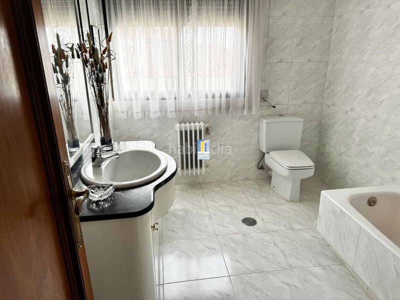 Foto 74045dae-2d36-48ea-a101-94d3e2b52854. Àtic amb calefacció aparcament a Las Viñas Zamora