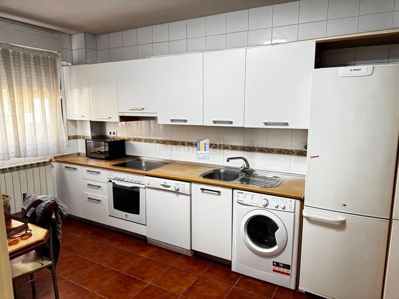 Foto 63b2cd5d-6d48-4e31-aa7c-9e77329a97a1. Casa adossada amb calefacció aparcament a San José Obrero Zamora