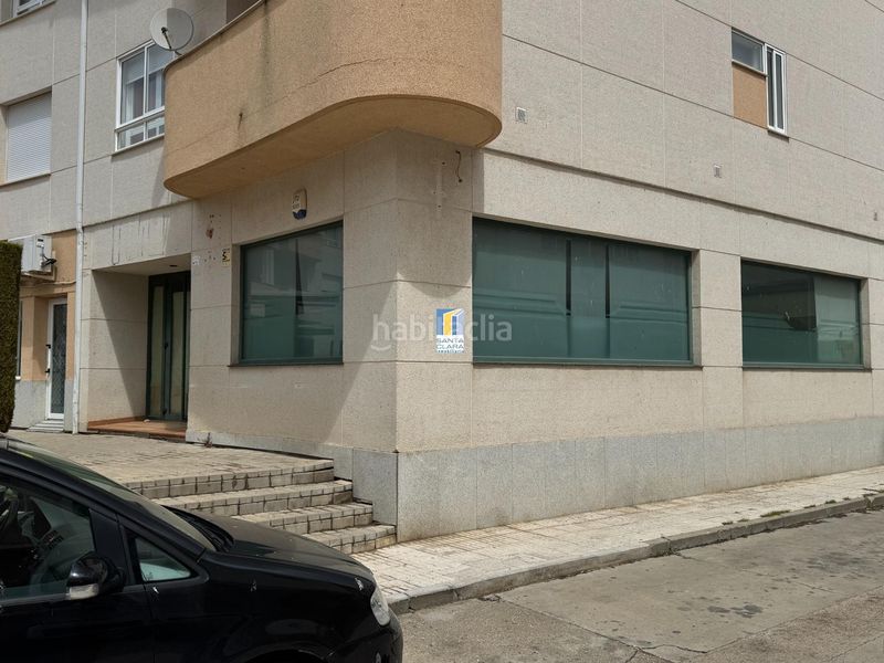 Foto 5027f68d-df52-4770-b54e-978de550dd0d. Local comercial a Monfarracinos