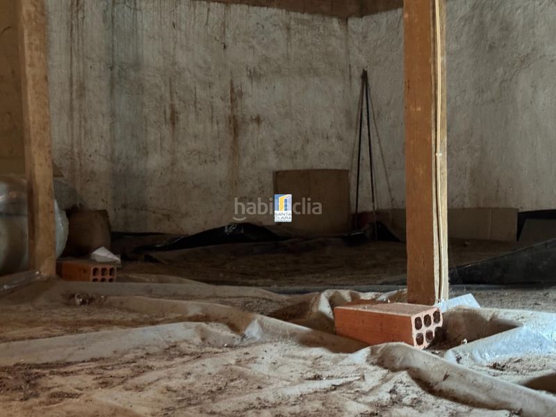 Foto a5f21e39-8d97-40d7-a6a9-885e1f2a00bb. Casa in Mayalde