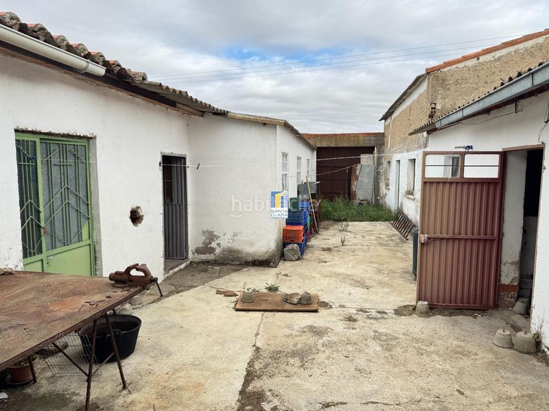 Foto fe3f6395-5698-41a4-9c86-abae2a7ac602. Masia amb calefacció aparcament a Ciudad Jardín - Vista Alegre Zamora