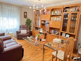Appartement à Candelaria - Peña de Francia. Piso en venta con 3 dormitorios, 2 baños y trastero en zona cand