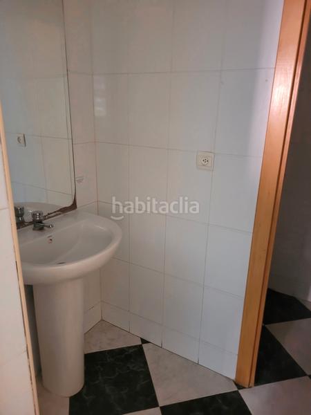 Foto f582a5d2-a7ae-4465-8e2d-24f86d484c19. Alquiler local comercial en Banyeres Premià de Mar