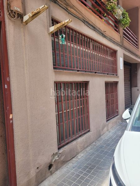 Foto b00c0f73-57f7-4a97-9201-313347bd36fd. Local comercial local en venta en Progrés - Pep Ventura Badalona