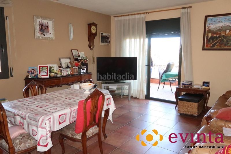 Foto 33275f6c-1556-42ff-b332-6dcbf34e5f57. Casa amb calefacció piscina a Vallirana