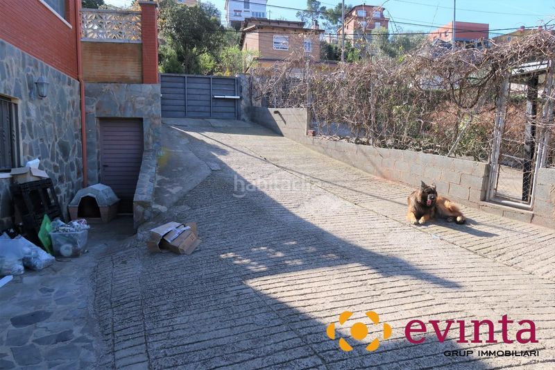Foto a23a627a-4a7f-4925-b812-446d32a962ea. Casa amb calefacció piscina a Vallirana