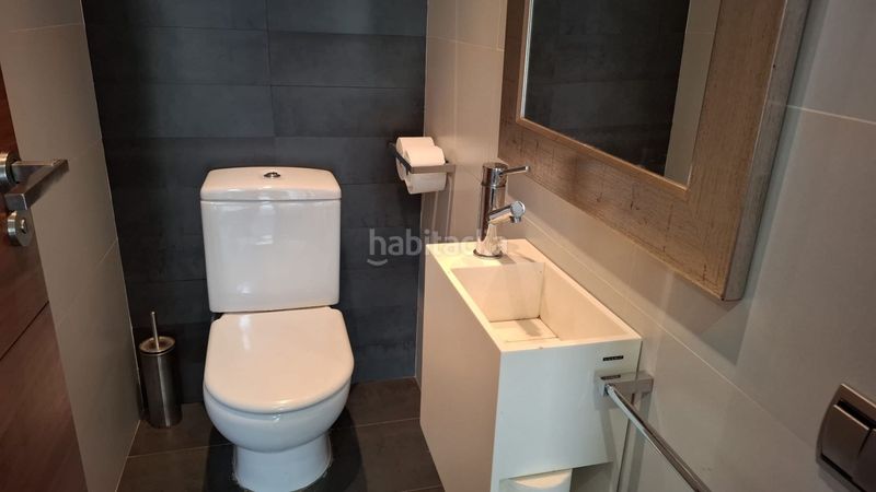 Foto 5d390beb-9e08-462b-b0ab-6b987da97ff1. Casa amb calefacció piscina a Cervelló