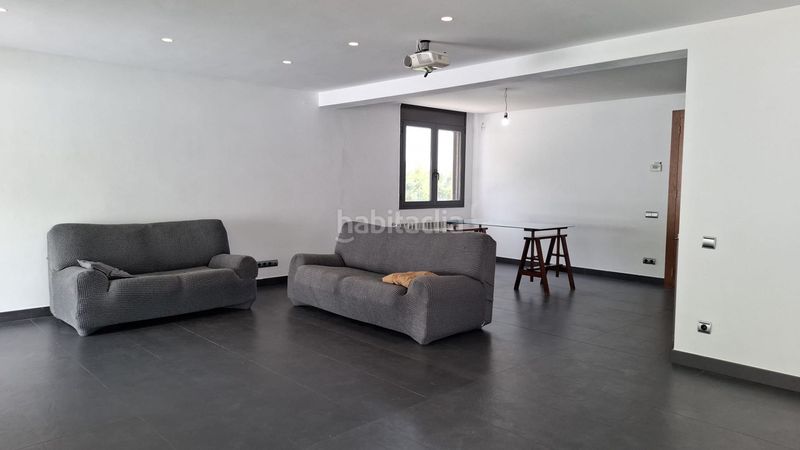 Foto ce3cb8f2-93d8-4072-bb8d-6831efdb1600. Casa amb calefacció piscina a Cervelló