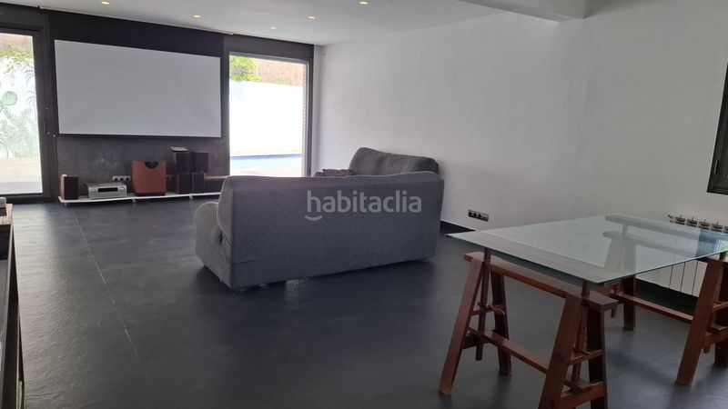 Foto ff9170cc-11e5-4a4d-b387-5f80ef35beb2. Casa amb calefacció piscina a Cervelló
