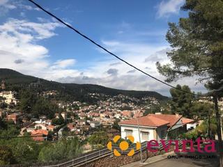 Terrain résidentiel  Velazquez. Excelente parcela esquinera, muy cerca del pueblo