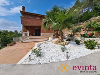 Casa  Valles. Magnifica casa en cervell