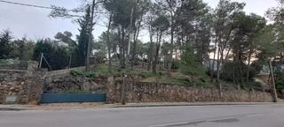 Terreny residencial  Diputacio. Gran parcela en can olivella.