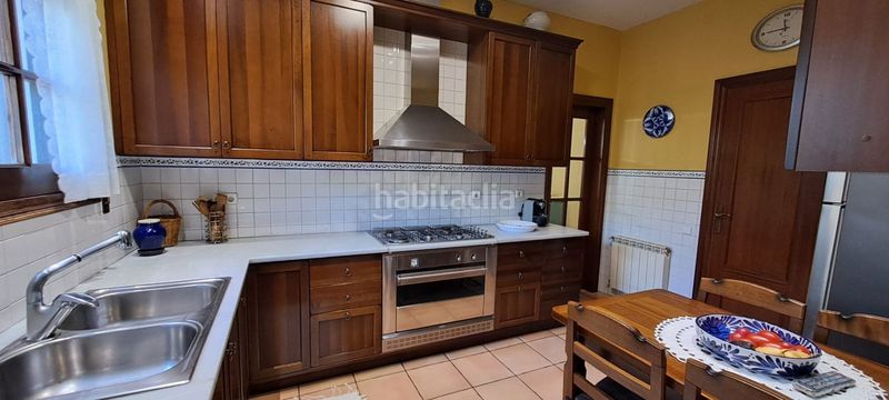 Foto 156f7acd-0836-4832-9614-8c92bc985823. Casa amb calefacció a Vallirana