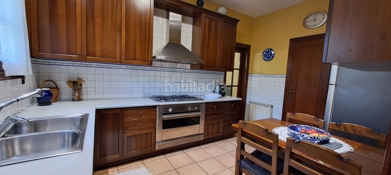 Foto 865a72b8-c60b-48c1-a90a-9e16856f46f5. Casa amb calefacció a Vallirana