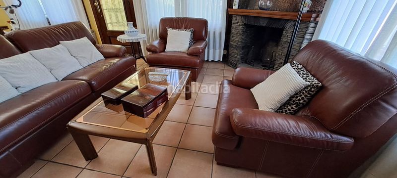 Foto dd37fa5e-8639-4ceb-ad0b-bf4817f0af38. Casa amb calefacció a Vallirana