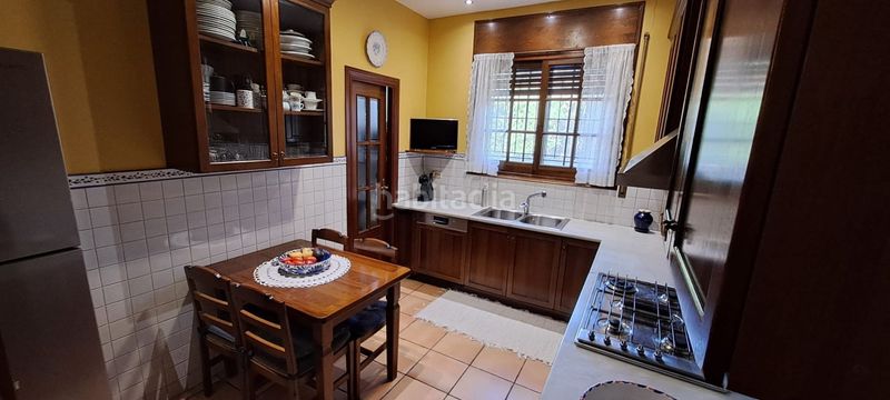 Foto f5a3b33a-2cfa-472b-8408-b9de303e00f6. Casa amb calefacció a Vallirana
