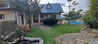 Maison à Vallirana. Casa excepcional con estrella