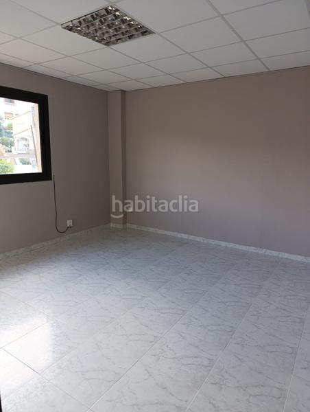 Foto 8044f6c4-302d-4fac-b8ef-f7a27399eb10. Alquiler local comercial en Vallirana