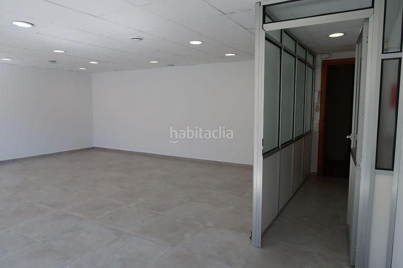 Foto dbc19e9a-8923-44a2-ba2d-dadb6da39d58. Lloguer local comercial a Vallirana