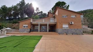 House  Olesa de bonesvalls