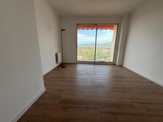 Location Appartement  Joan batllori. Piso de alto standing en el centro de sant feliu  a estrenar!