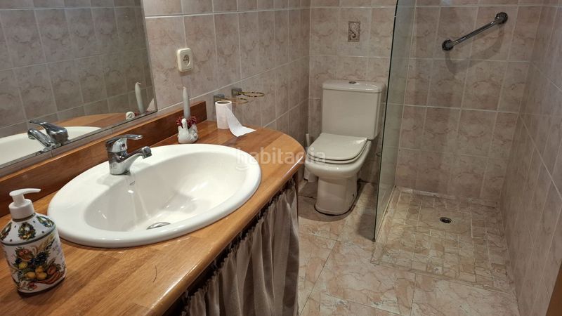 Foto a071db55-6a27-47b0-a4fd-77e85838b0bb. Casa amb calefacció piscina a Vallirana
