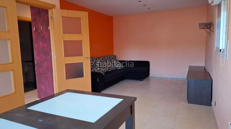 Foto e7ac5a6e-67f6-4fb0-904f-bb5f48bcad5f. Casa amb calefacció a Vallirana