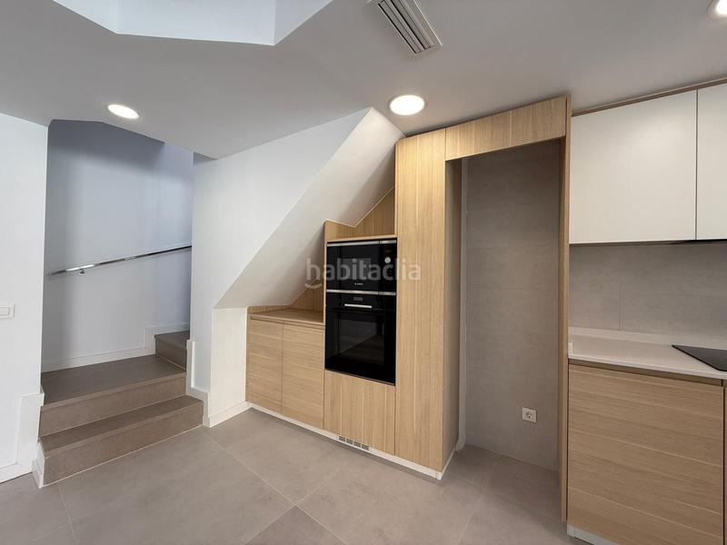 Foto caafa987-8f7b-4b0f-8e1b-f4d989efb013. Duplex con riscaldamento in Roses-Castellbell Sant Feliu de Llobregat