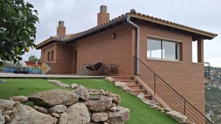 Casa en Vallirana. Casa independiente en vallirana