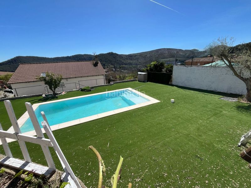Foto b1a56387-6641-4bcf-8ac1-d711f3300a15. Casa amb calefacció piscina a Vallirana