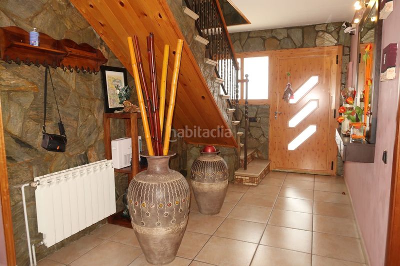 Foto 91a21f40-2430-4472-b85b-09c39ae8a51b. Casa amb calefacció a Vallirana