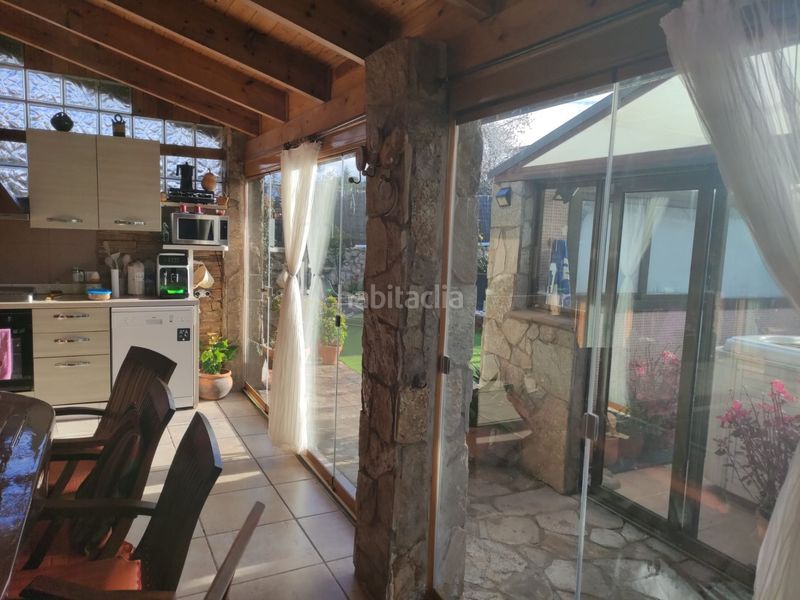 Foto bdba81f9-fefc-4278-babf-bc3f16c7d587. Casa amb calefacció a Vallirana