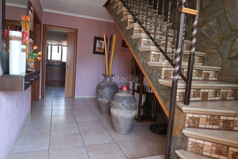 Foto e5b3370f-9e53-423b-b13a-75aa9854e07f. Casa amb calefacció a Vallirana