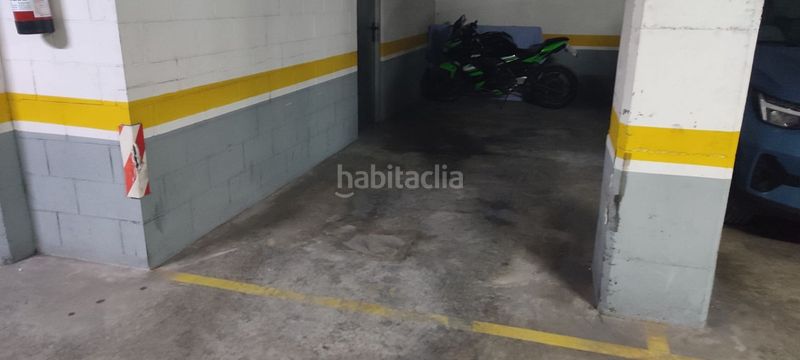 Foto 1f7a043d-1f08-4c74-978a-ff8e134870df. Aparcament cotxe a Vallirana
