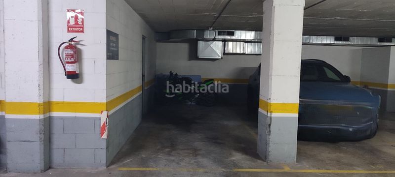 Foto 6cf4a795-b932-4af9-80bf-9cbb0b45a3b6. Aparcament cotxe a Vallirana