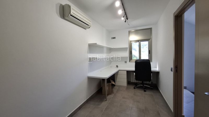Foto 17629c11-4205-4bf6-a1bd-b0a47295f9b1. Casa amb calefacció a Vallirana
